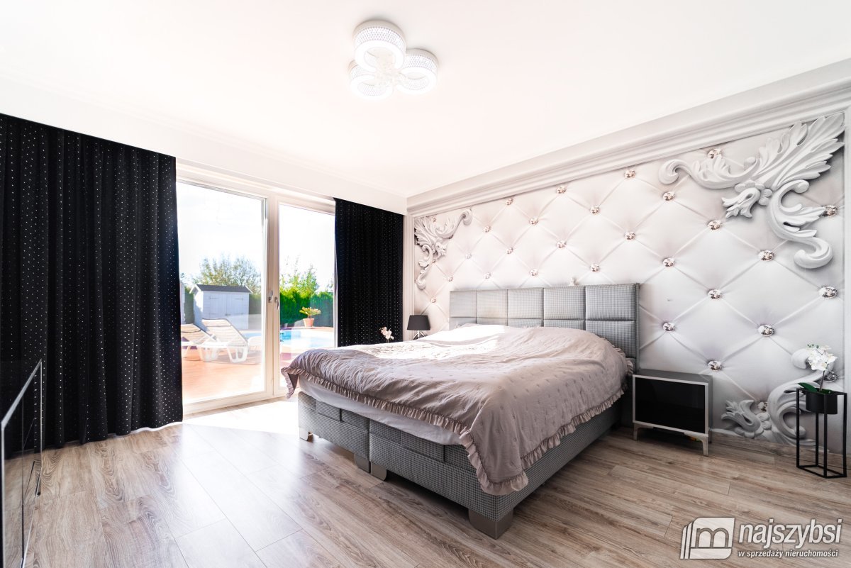 Goleniów -  Komfortowy dom z basenem (33)