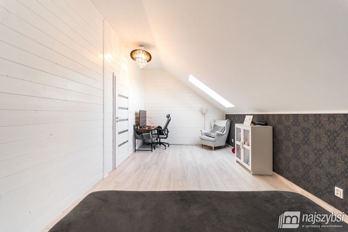 Goleniów -  Komfortowy dom z basenem (36)