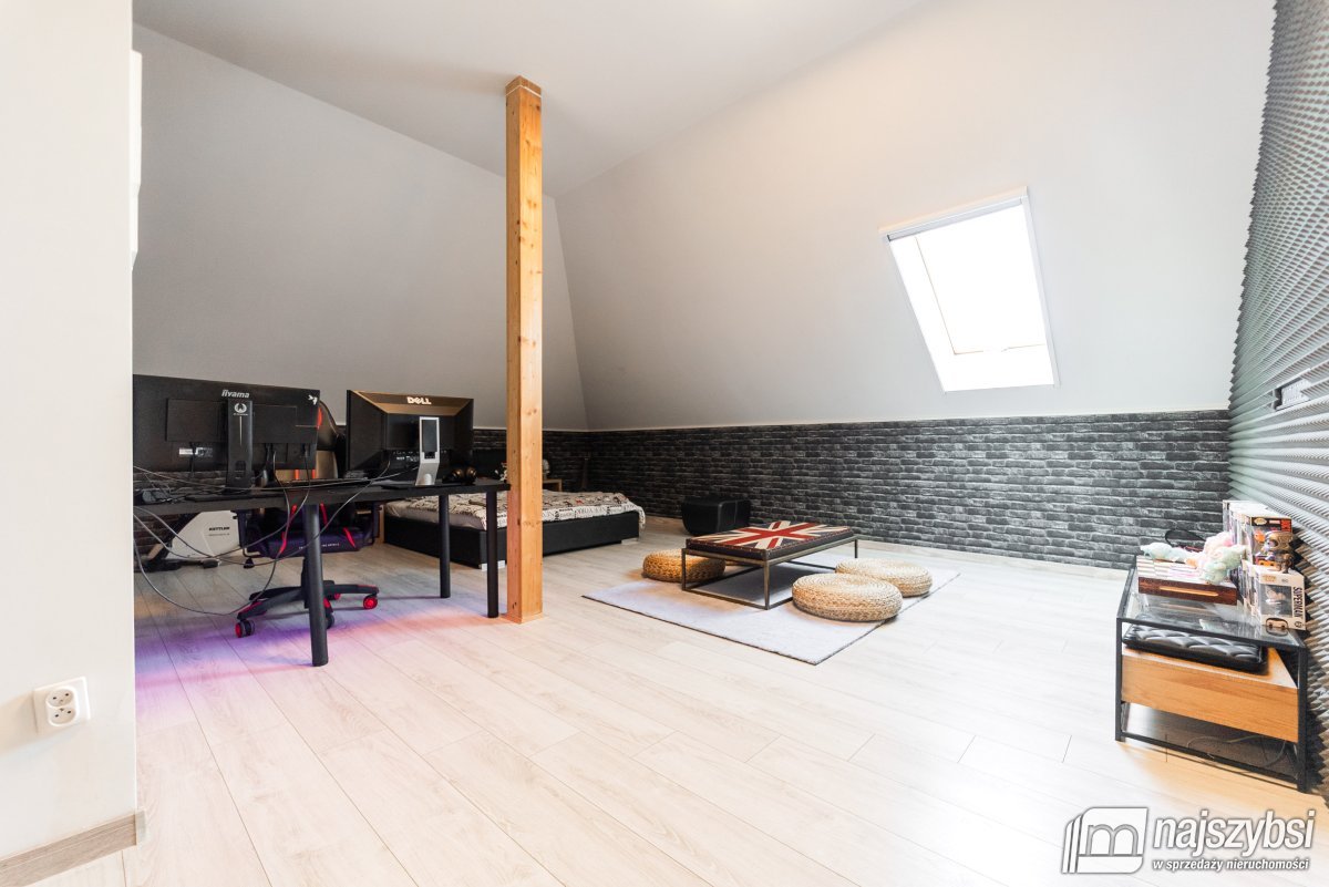 Goleniów -  Komfortowy dom z basenem (38)