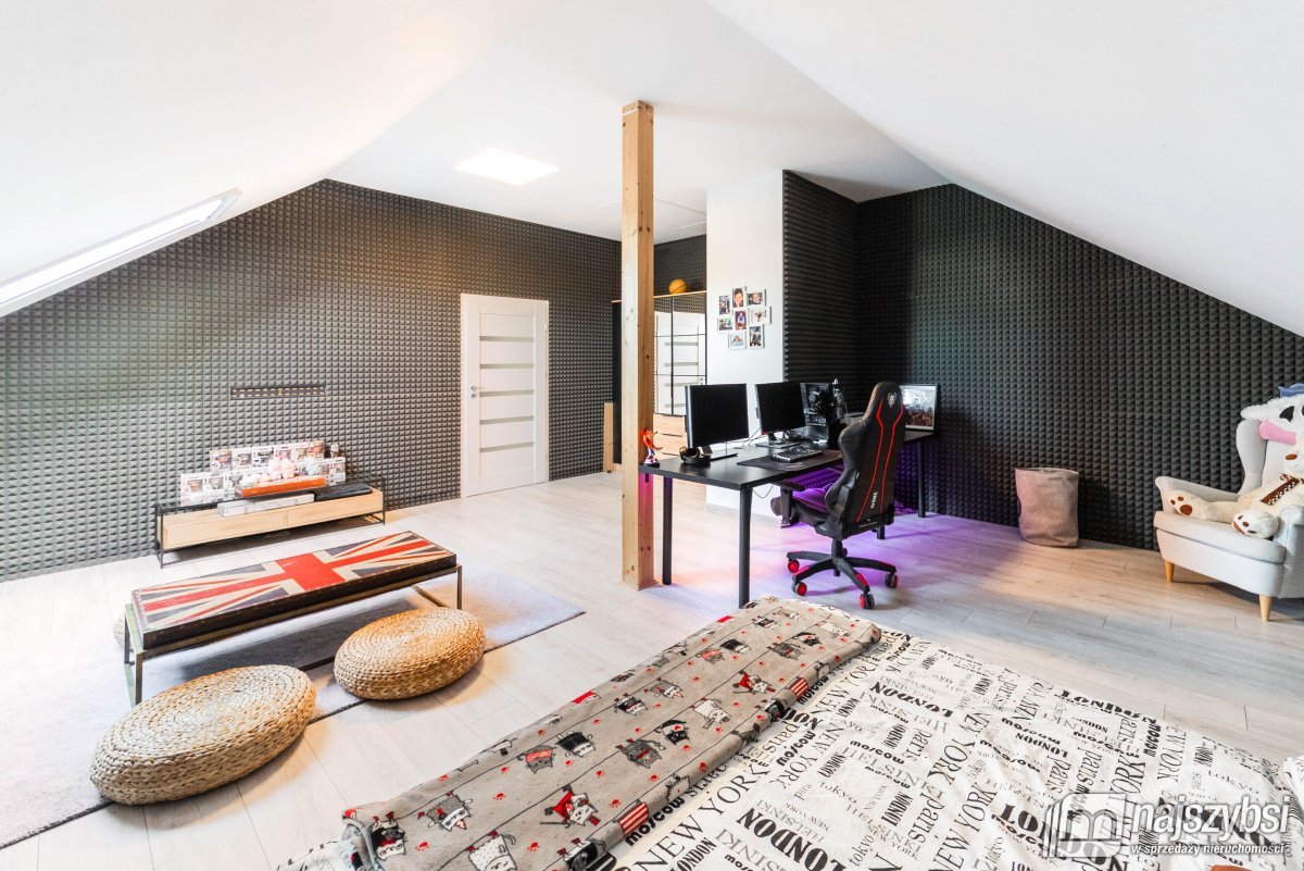 Goleniów -  Komfortowy dom z basenem (39)