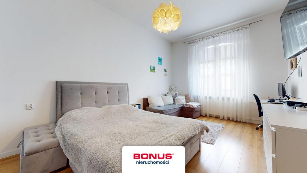 Atrakcyjne 3 pokoje w pobliżu parku Kasprowicza. (10)