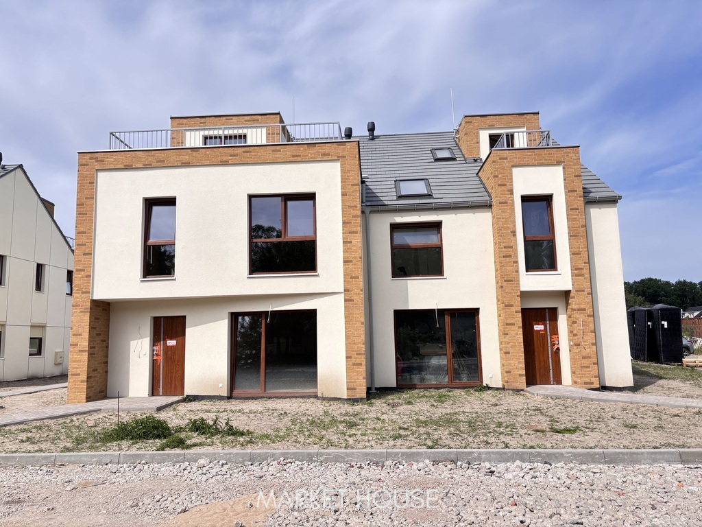 4 pokojowe z ogródkiem na zamkniętym osiedlu (1)