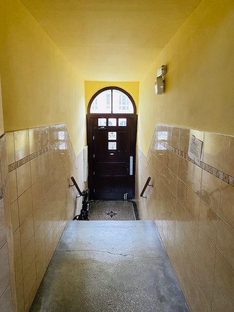 Na sprzedaż idealne mieszkanie pod wynajem . (12)