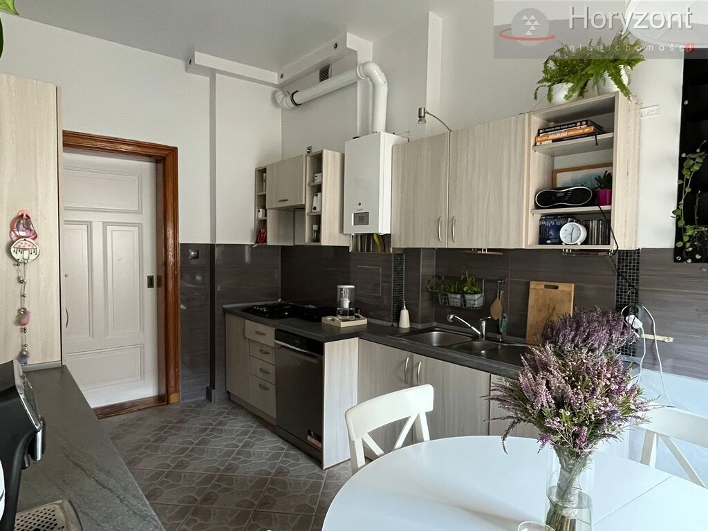 3 pok. 72m2, Centrum, blisko Wały Crobrego (7)