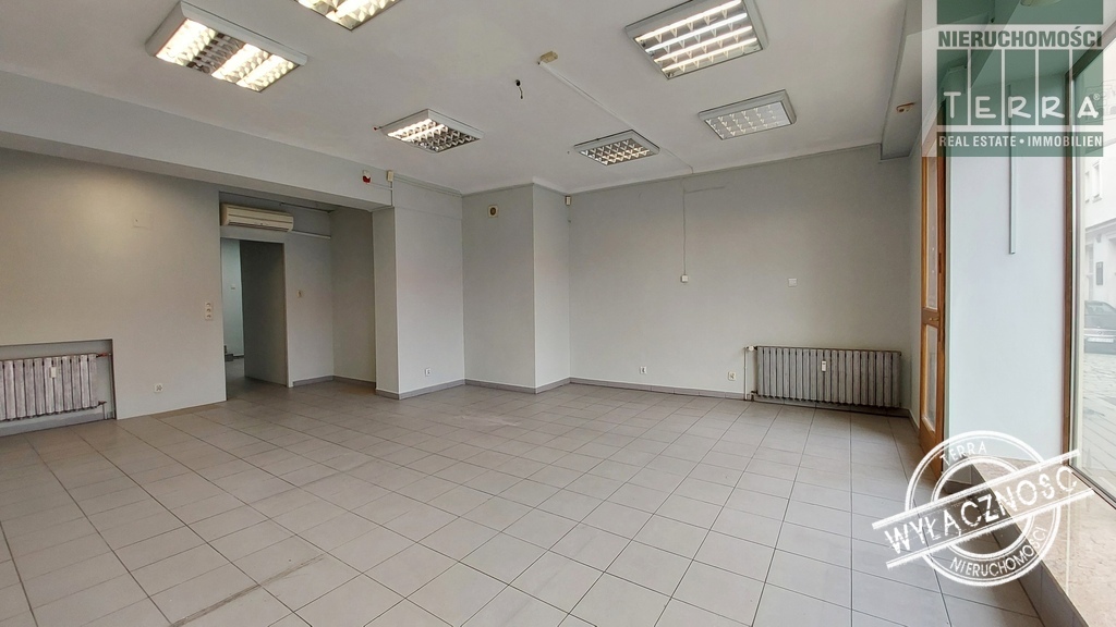 Lokal handlowy w śródmieściu (5)