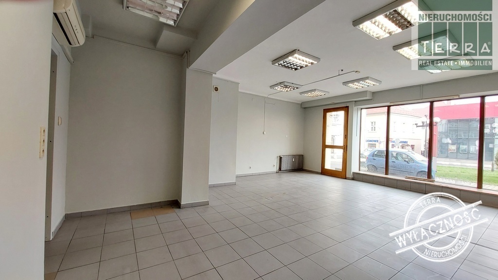 Lokal handlowy w śródmieściu (9)