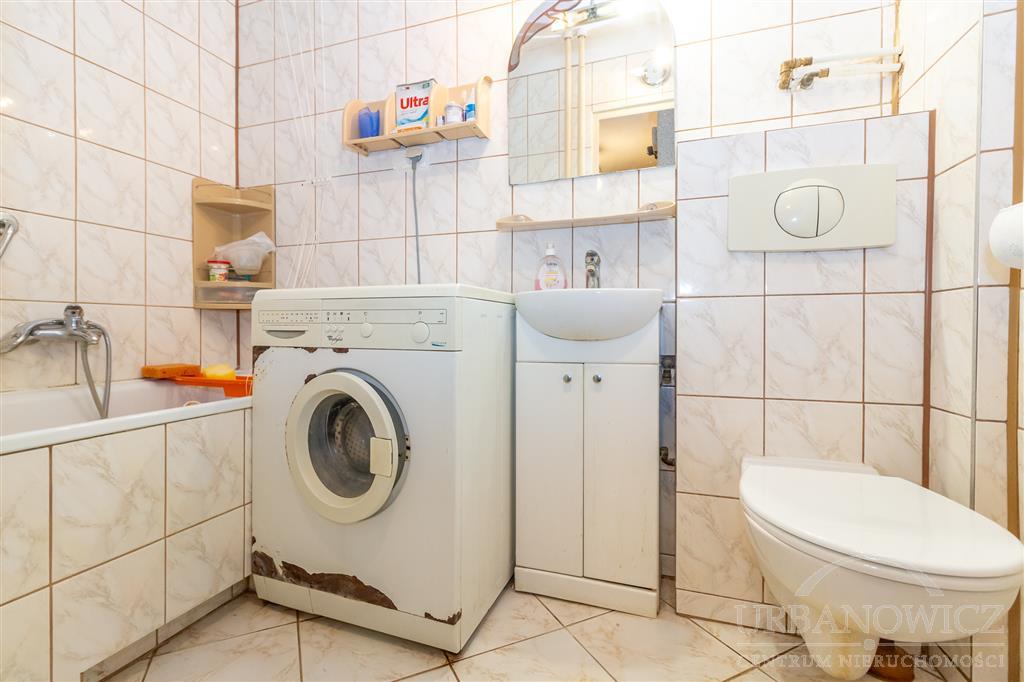 3-pok. mieszkanie na parterze. Rzemieślnicza. (8)