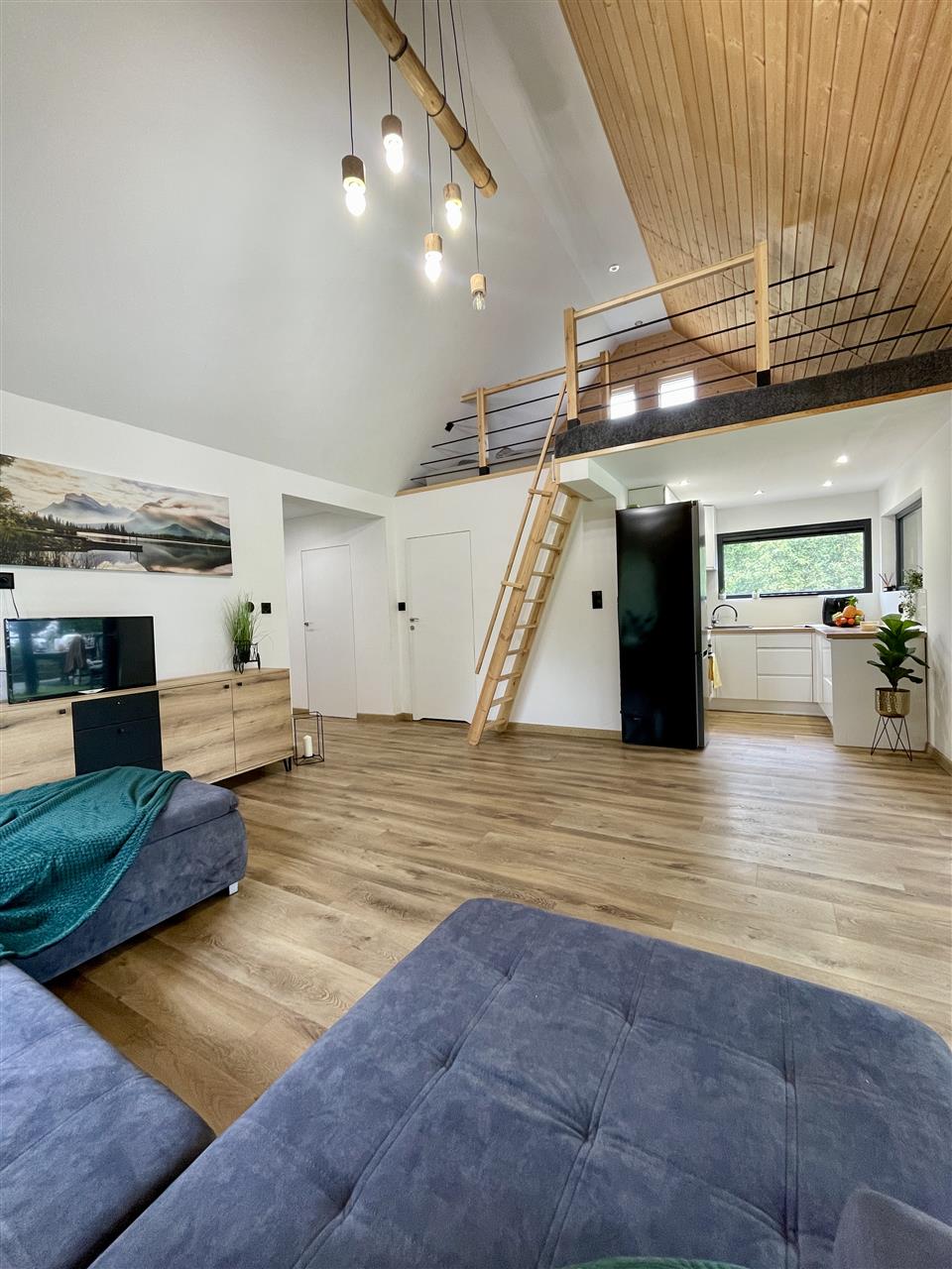 Dom nad jeziorem, Wierzchowo, gm. Szczecinek (8)