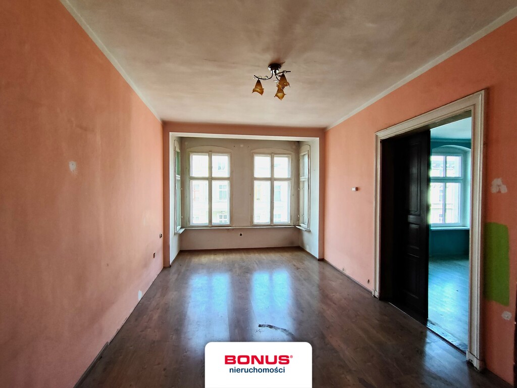 Kamienica przy deptaku – 135 m² z balkonem (5)