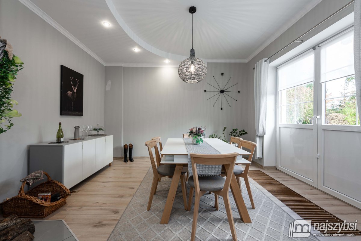 PARSOWO-OGROMNA POSIADŁOŚĆ NA UBOCZU  (13)