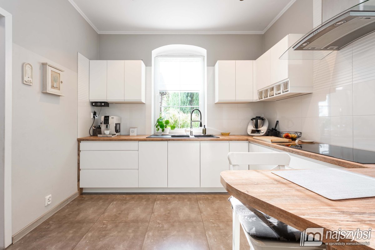 PARSOWO-OGROMNA POSIADŁOŚĆ NA UBOCZU  (17)