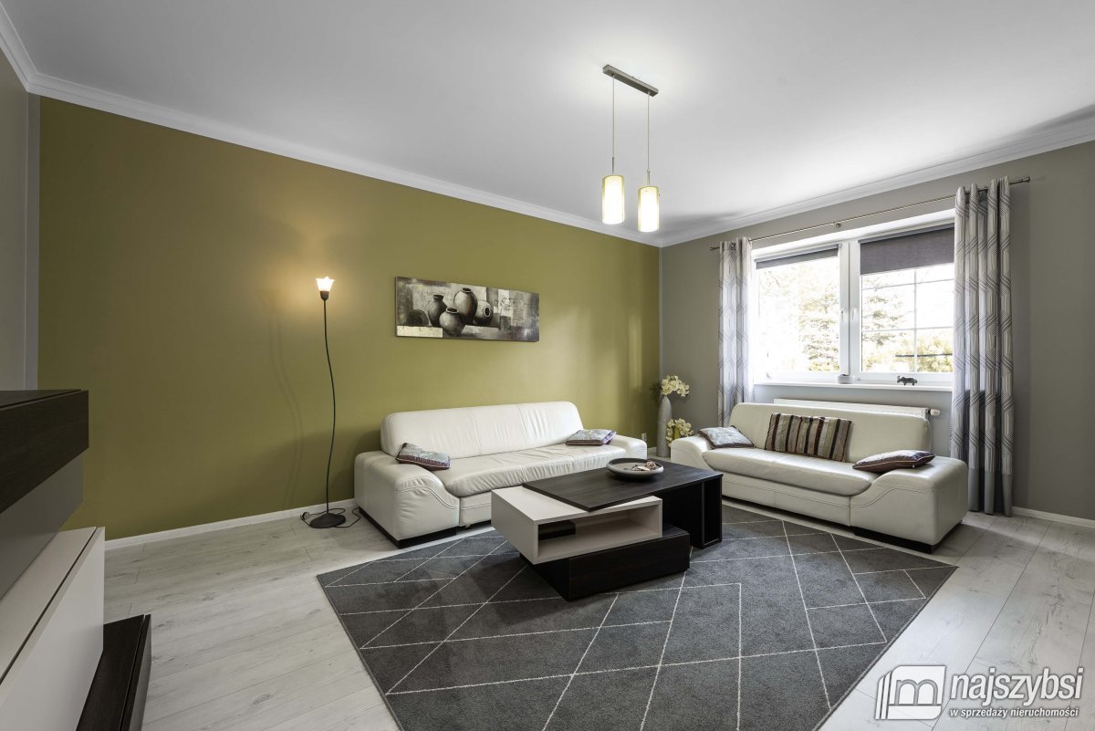 PARSOWO-OGROMNA POSIADŁOŚĆ NA UBOCZU  (21)