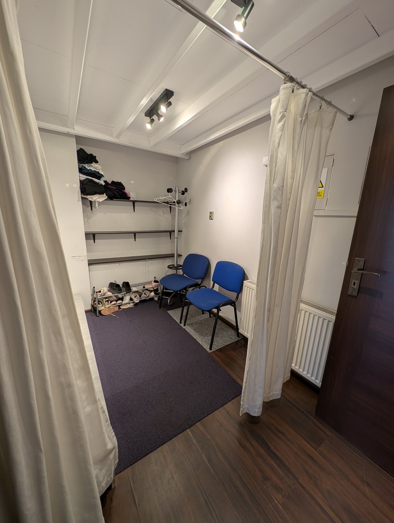 lokal usługowo- biurowy 204 m2! (6)