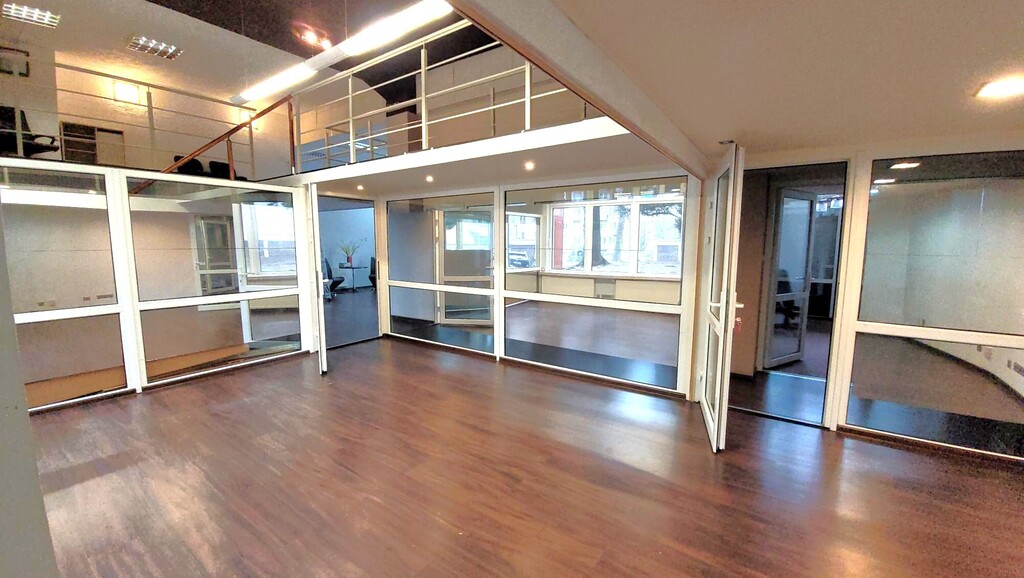 lokal usługowo- biurowy 204 m2! (1)