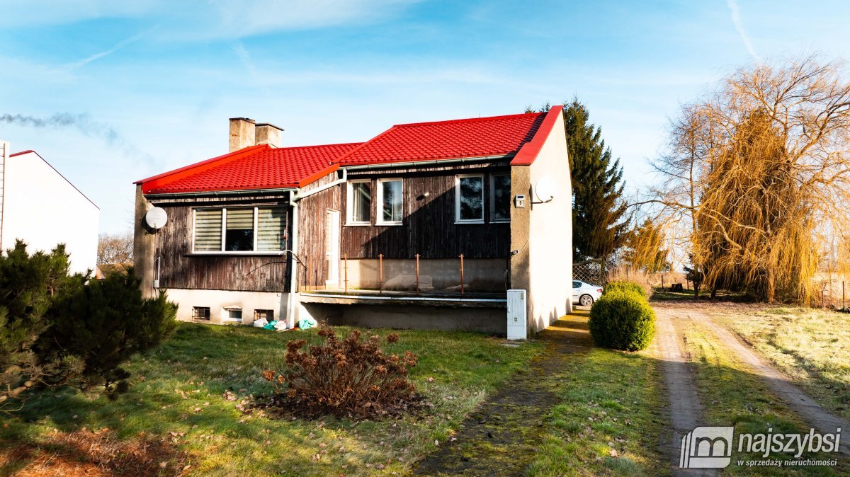 Dom wolnostojący do remontu, blisko Hossolandu! (2)