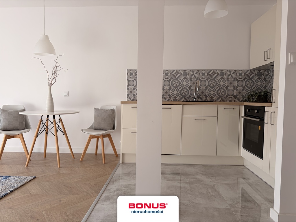 2 pokoje na Pomorzanach po remoncie. (2)