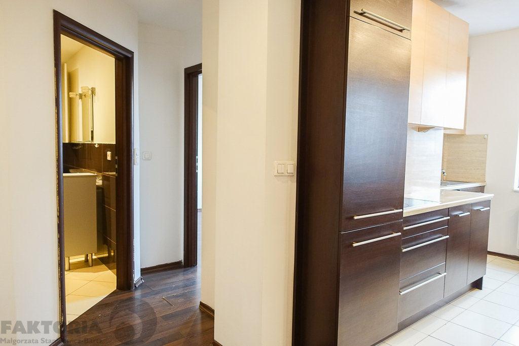 2 pokoje 49,26 m2, stan dobry, IV p 380000 (4)