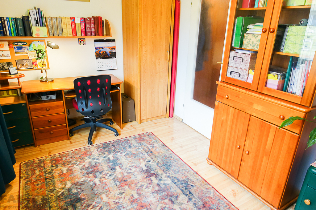 Pomorzany 2 pokoje 49,95 m2, III p. 2002 r. balkon (22)