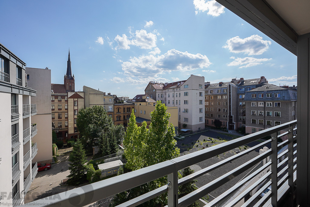 Stare Miasto Apartament 2 pok, + miejsce postojowe (12)