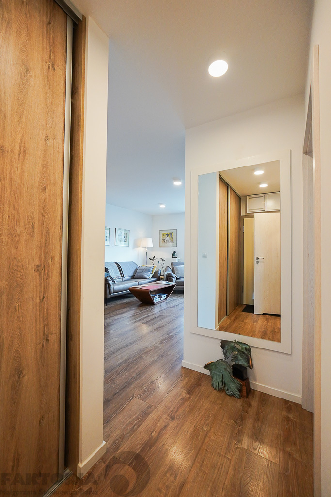 Stare Miasto Apartament 2 pok, + miejsce postojowe (14)