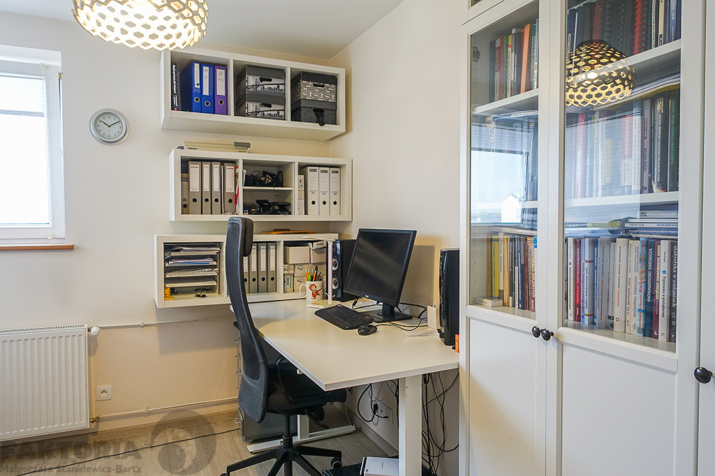 Mieszkanie 4 pokoje, balkon m. parkingowe naziemne (16)