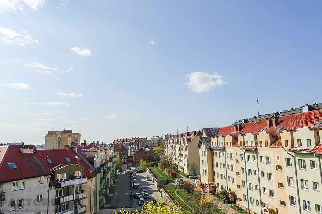 Mieszkanie 4 pokoje, balkon m. parkingowe naziemne (19)