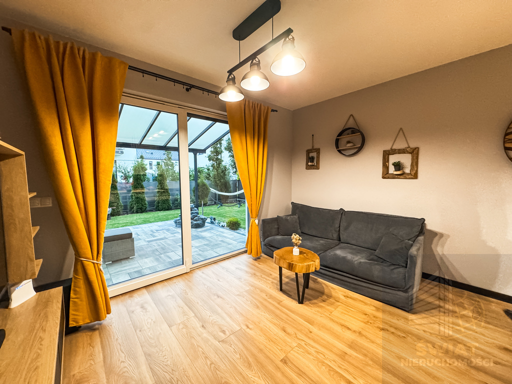 Nowoczesny apartament z dużym ogrodem i parkingiem (15)
