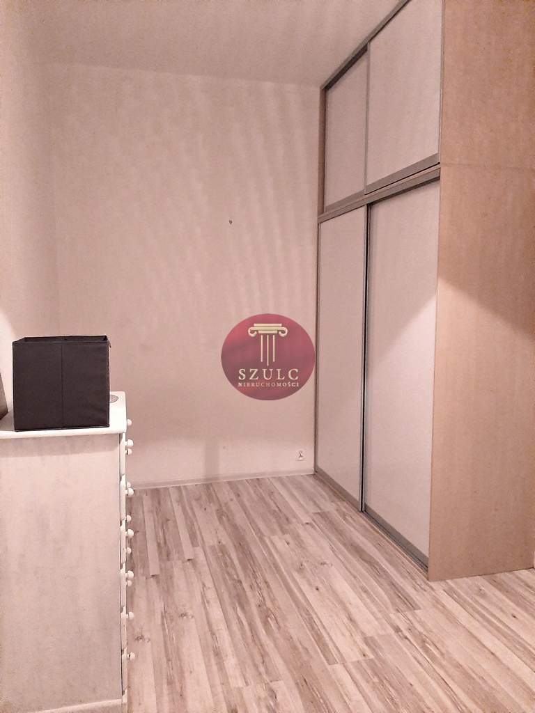 2 pokoje blisko Bramy Portowej. (5)