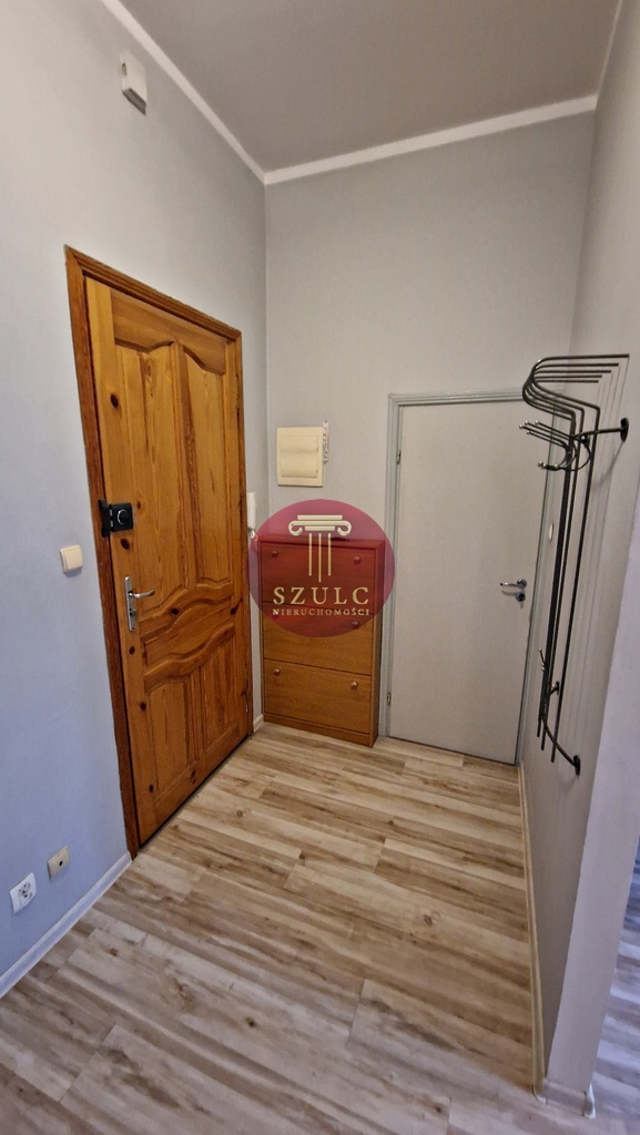 2 pokoje blisko Bramy Portowej. (13)