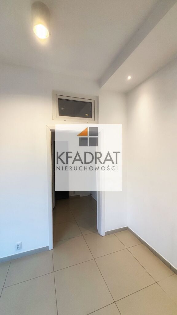 Top lokal w centrum z własnym parkingiem (11)