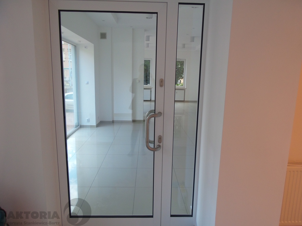 Śródmieście. Lokal usługowy 118 m2 7800 zł netto (2)