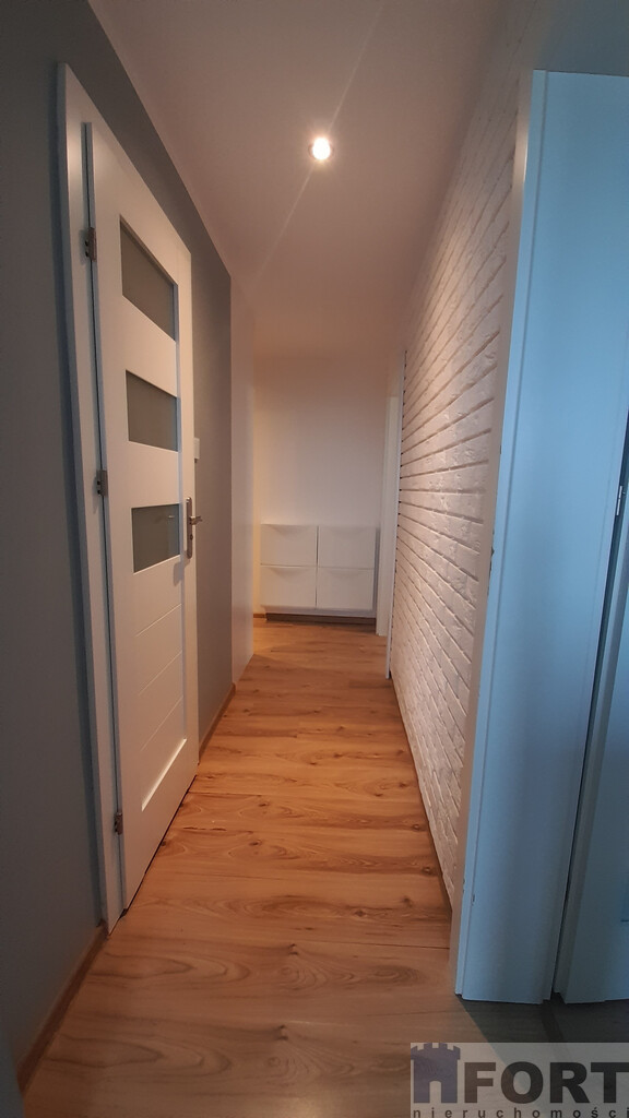 Centrum - 3 pokoje, balkon -  do wynajmu (9)