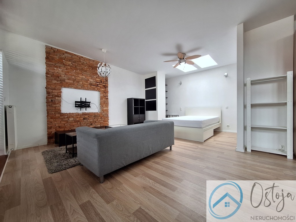 Loft 47m2 | Centrum | Balkon (1)