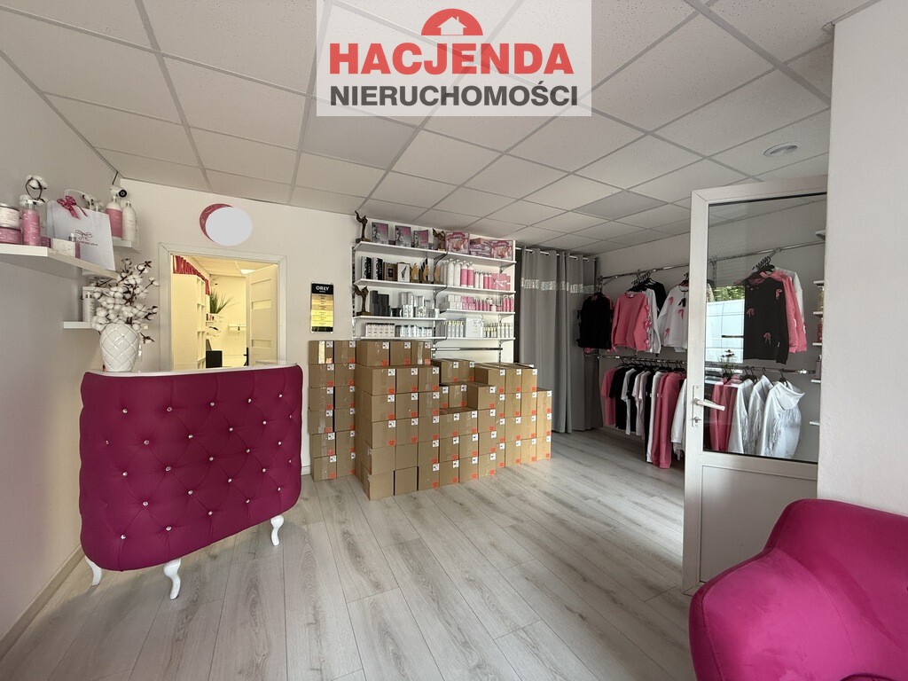 Obiekt, 203 m2, Police  (1)