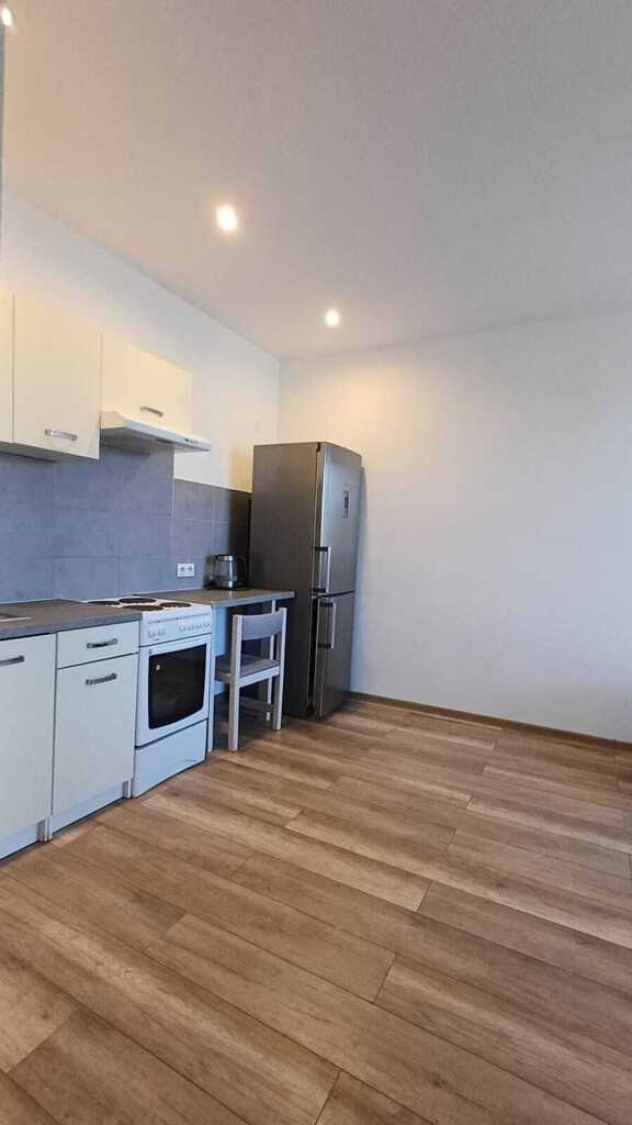 Szczecin Skolwin kawalerka na wynajem po remoncie. (3)