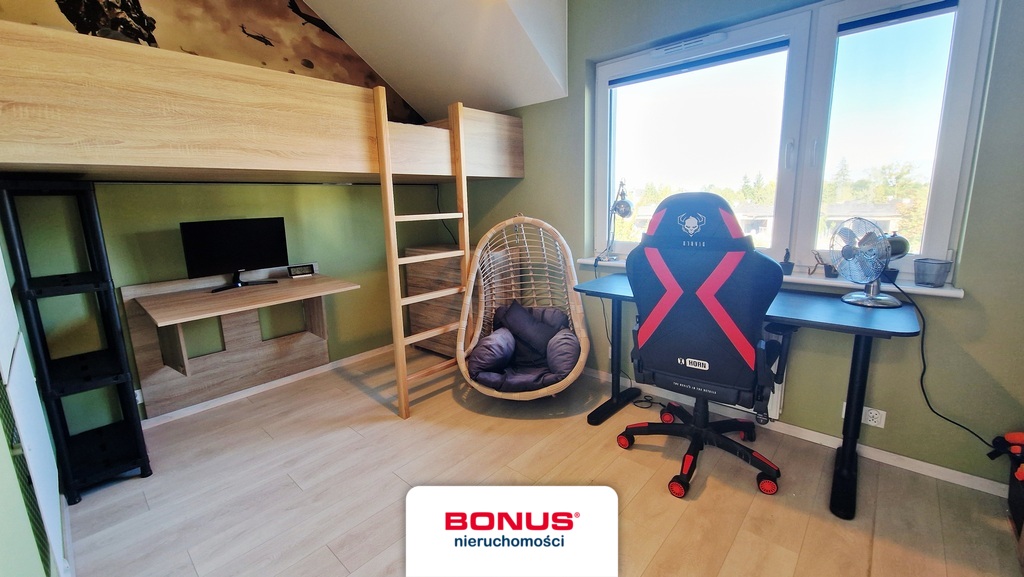 Dwupoziomowy apartament z balkonem + 2 miejsca (5)