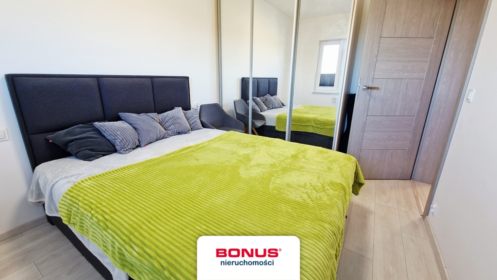 Dwupoziomowy apartament z balkonem + 2 miejsca (6)