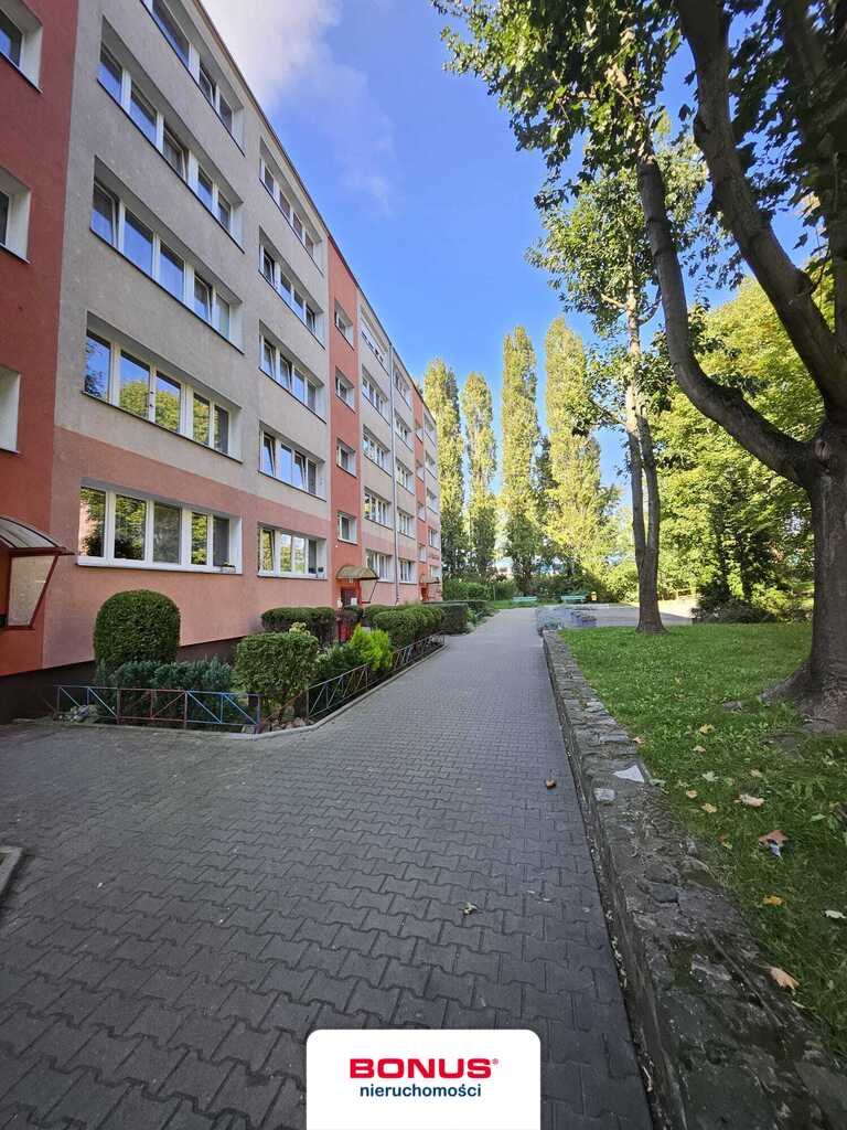 Kawalerka do remontu na Pomorzanach (4)