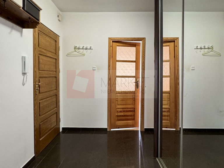 Do wynajęcia 2 pokoje, I piętro, Ul. Matejki (6)