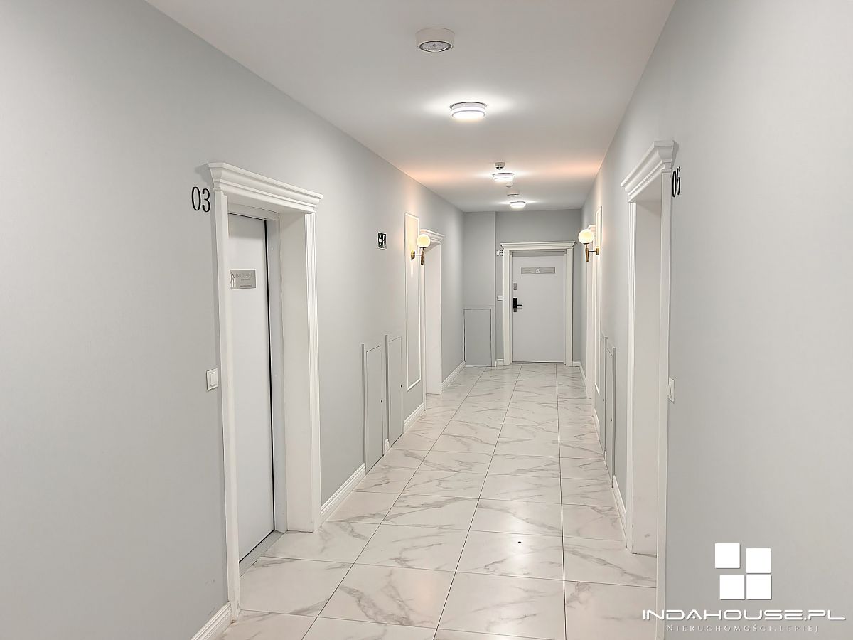 Mieszkanie nad morzem, miejsce postojowe w cenie.  (13)