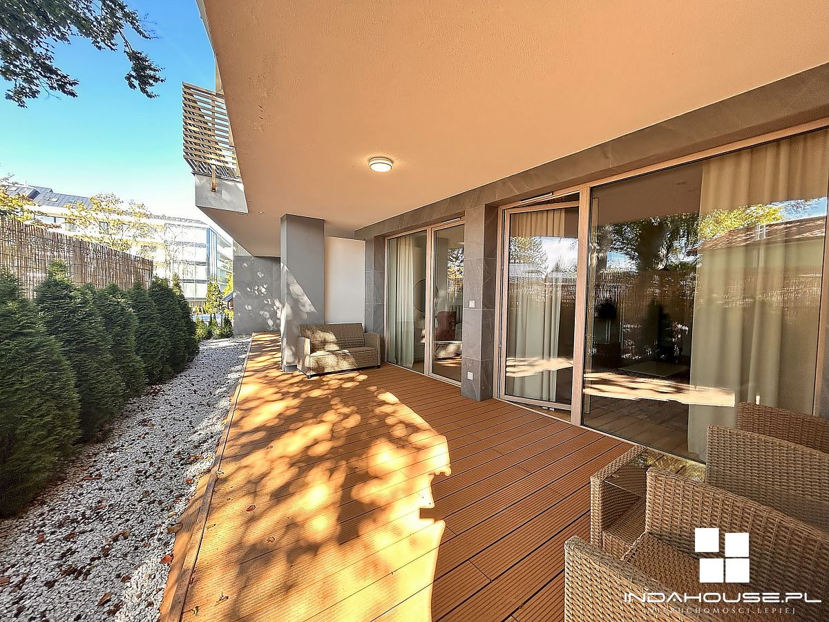 Mieszkanie nad morzem, miejsce postojowe w cenie.  (2)