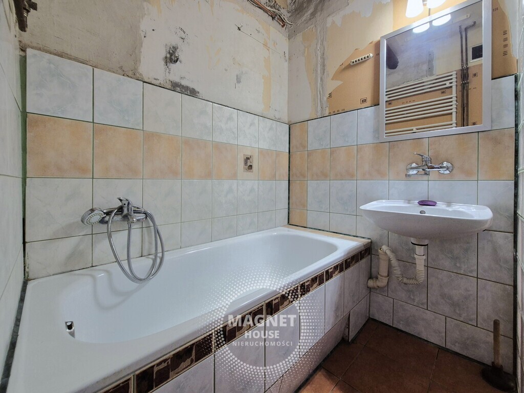 3 pokoje z potencjałem do remontu | Brama Portowa (19)