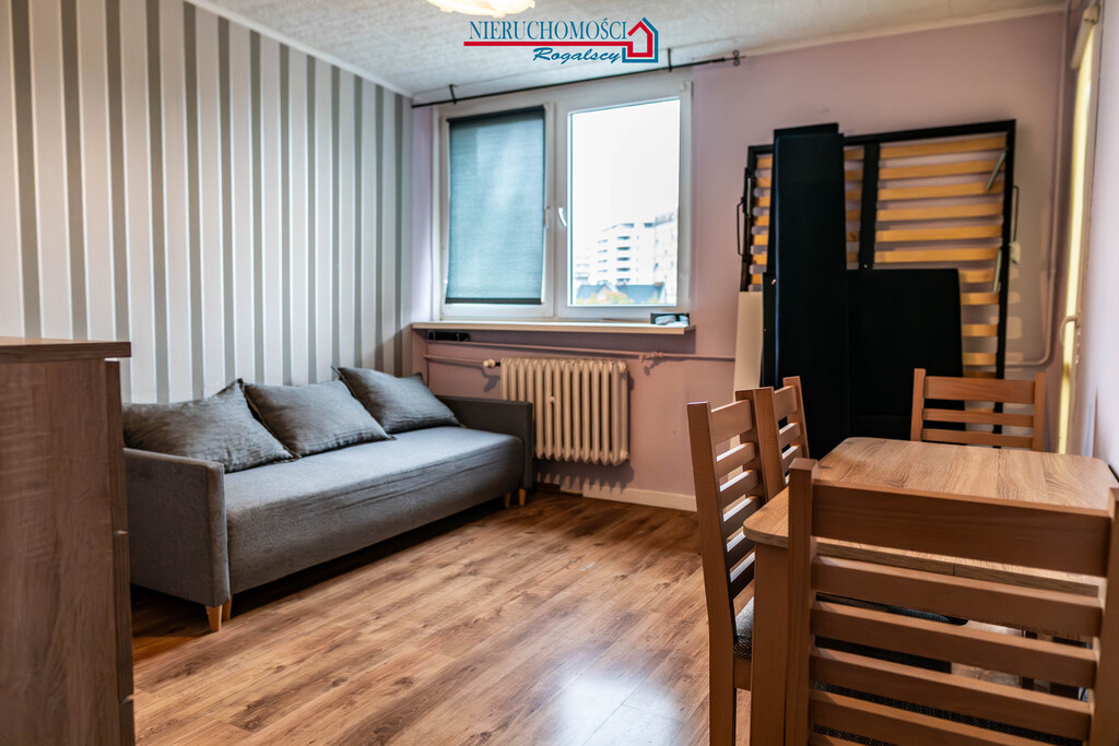 Mieszkanie dwupokojowe z oddzielną kuchnią (2)