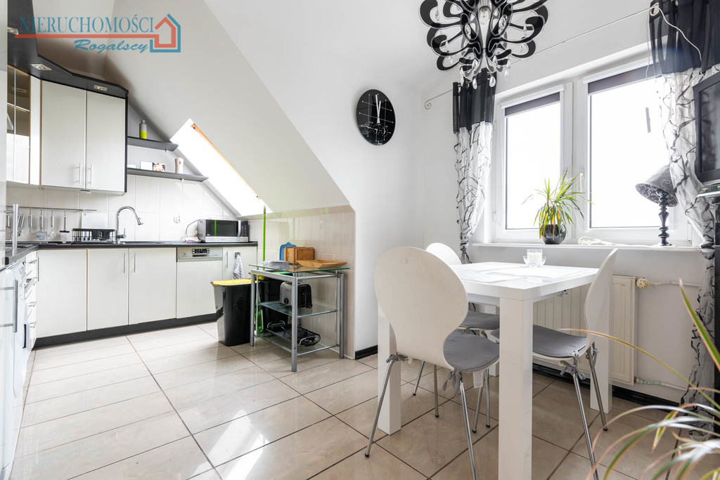 Duże mieszkanie  do wynajęcia - 5 pokoi (3)