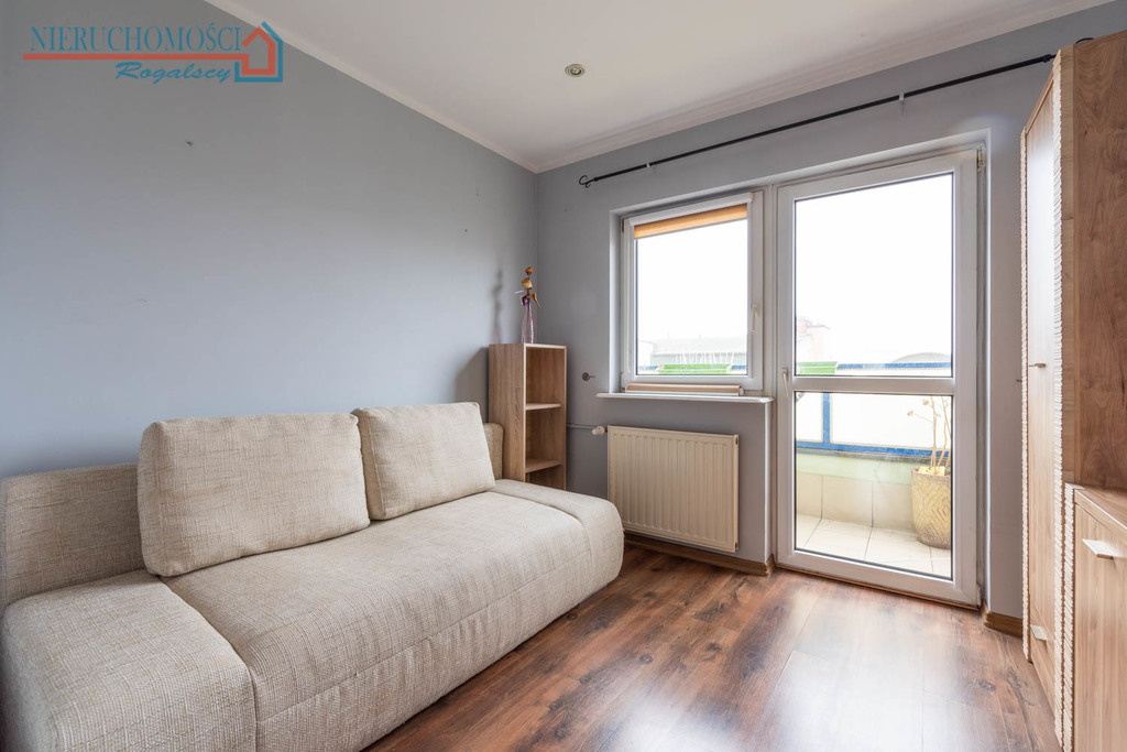 Duże mieszkanie  do wynajęcia - 5 pokoi (5)