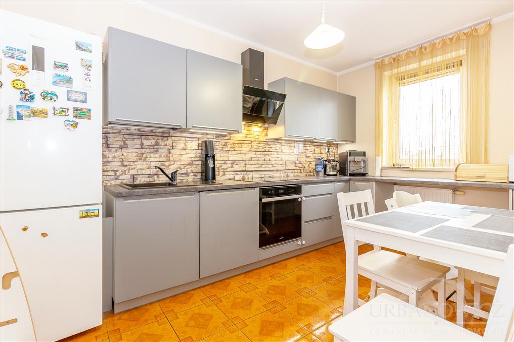 2-pokojowe mieszkanie z loggią w otoczeniu zieleni (6)