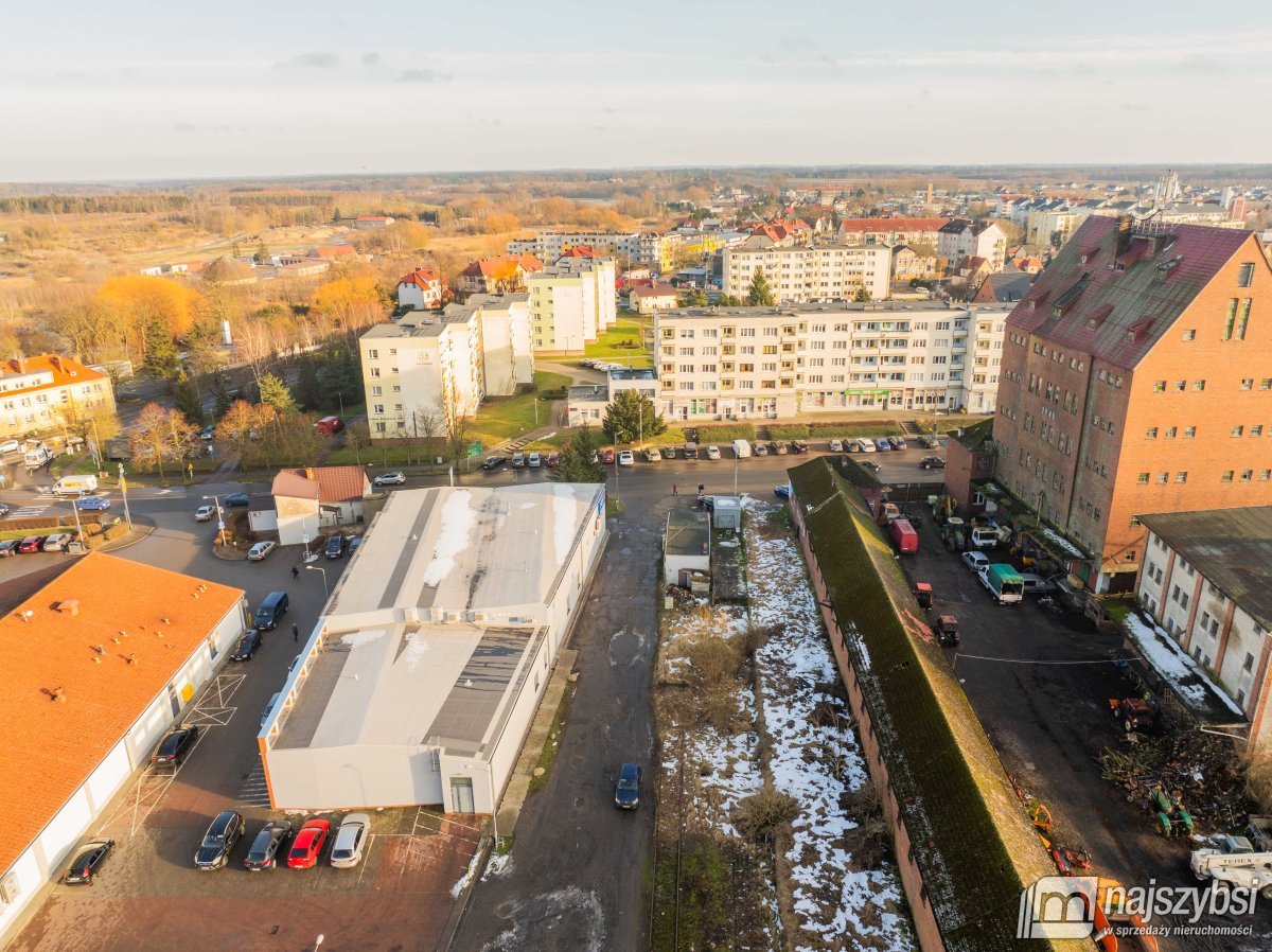 Centrum, blisko Lidla / z myjnią/ tylko do grudnia (11)