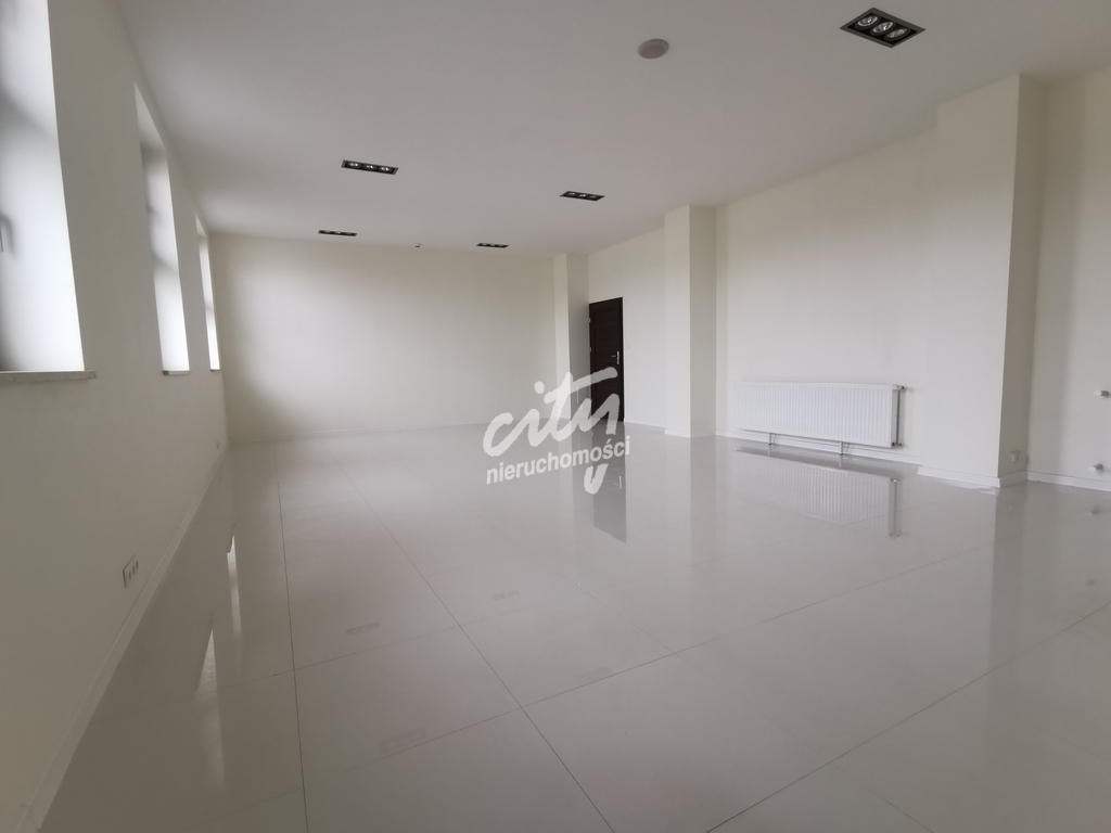 Pomieszczenie biurowe na Prawobrzeżu 55m2 (2)