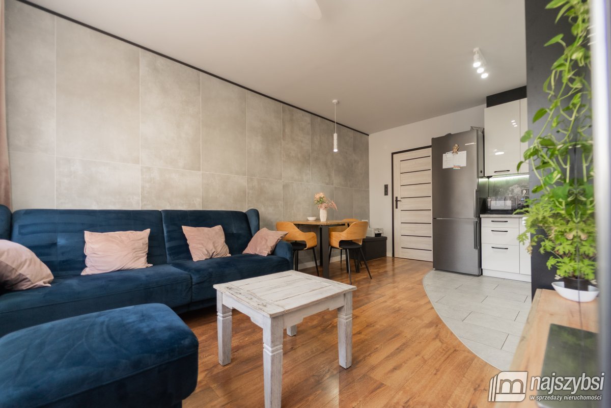 Nowogard - mieszkanie 4-pokojowe I piętro 58m2 (10)