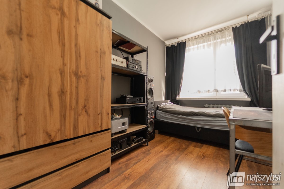 Nowogard - mieszkanie 4-pokojowe I piętro 58m2 (14)